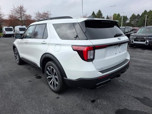 New 2026 Ford Explorer ST-Line AWD/4WD image 10