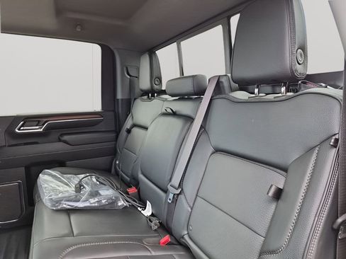 Used 2024 GMC Sierra 2500 Denali w/ Denali Reserve Package image 19