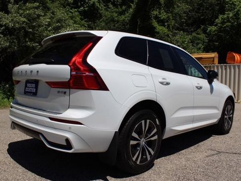 Certified 2024 Volvo XC60 B5 Core w/ Climate Package AWD/4WD image 10