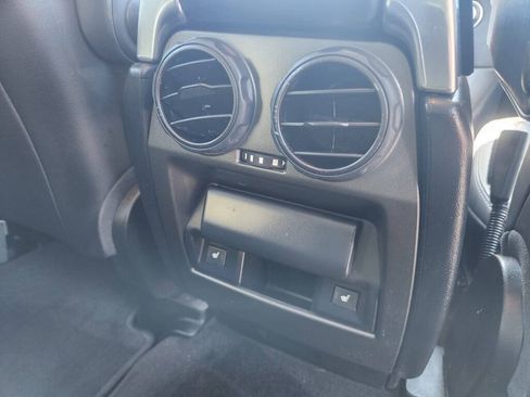 Used 2016 Land Rover LR4 HSE LUX AWD/4WD image 22