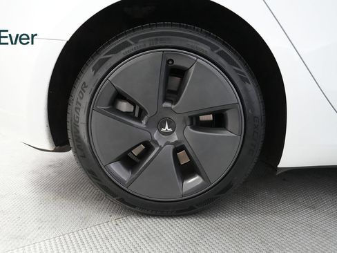 Used 2023 Tesla Model 3 Standard Range RWD image 21