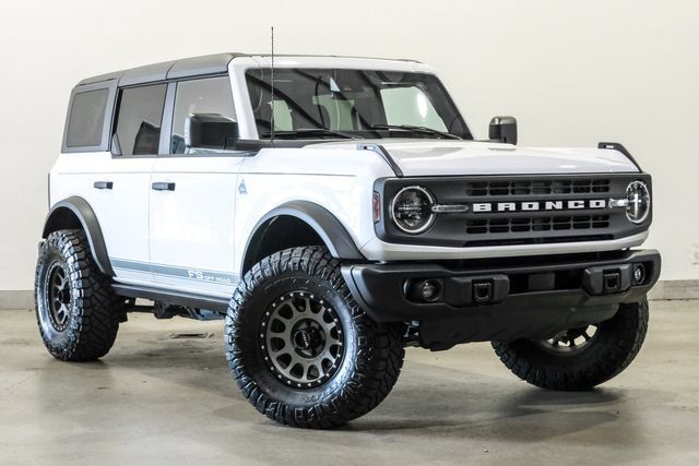 Used 2024 Ford Bronco Black Diamond AWD/4WD image 4