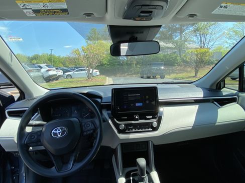 Certified 2024 Toyota Corolla Cross L image 13