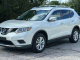 Used 2016 Nissan Rogue SV w/ SV Premium Package image 2