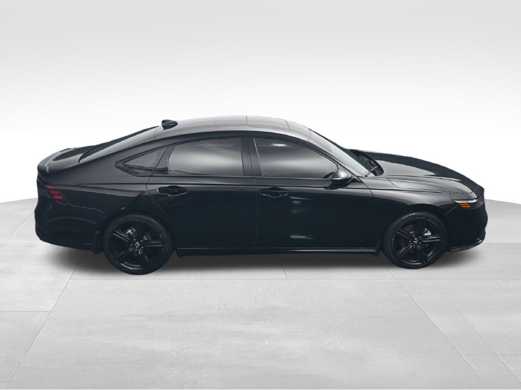 Used 2025 Honda Accord Sport image 55