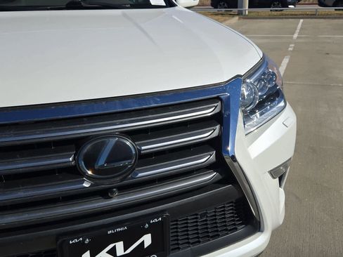 Used 2019 Lexus GX 460 Luxury image 10