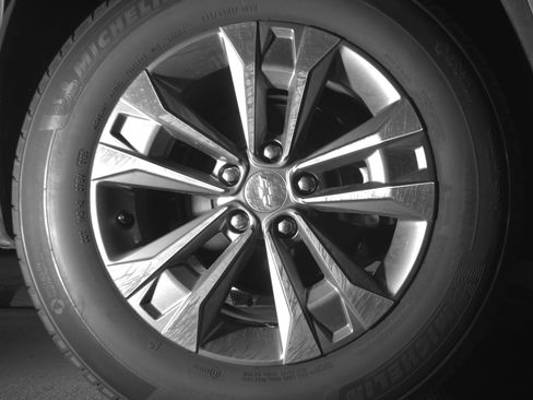 Used 2025 Chevrolet Equinox LT image 15