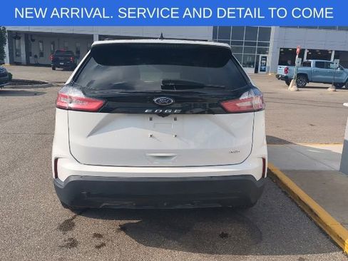 Used 2023 Ford Edge SE AWD/4WD image 5