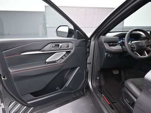 New 2025 Ford Explorer ST w/ Sun And Sound Package image 8