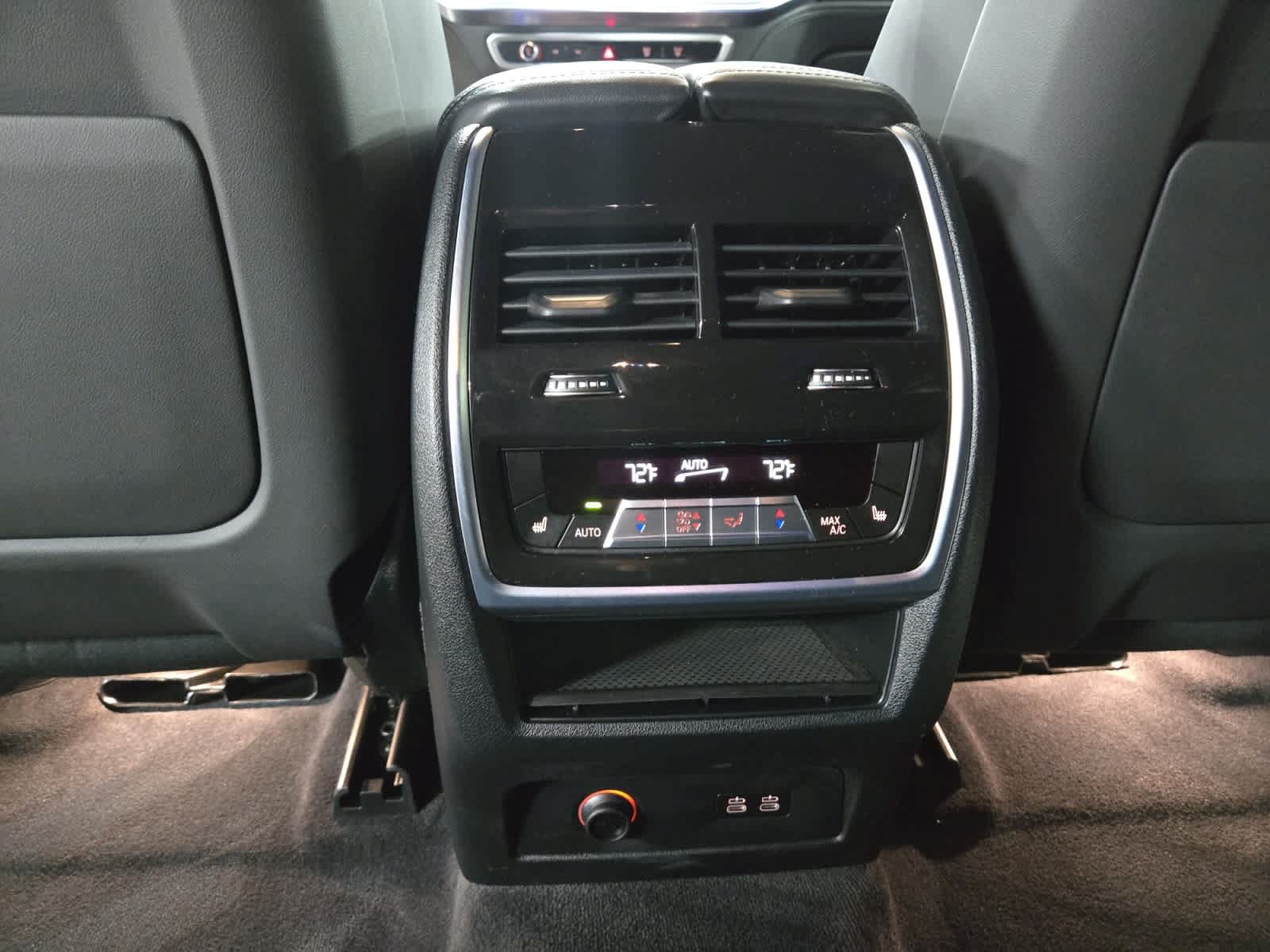 Used 2023 BMW XM AWD/4WD image 31