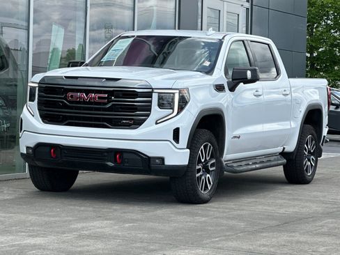 Used 2022 GMC Sierra 1500 AT4 w/ AT4 Preferred Package AWD/4WD image 7