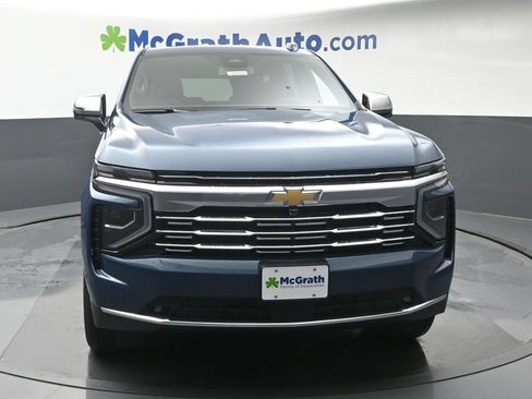 New 2026 Chevrolet Suburban Premier w/ Sun And Tow Package AWD/4WD image 6