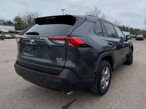 Used 2025 Toyota RAV4 XLE image 2