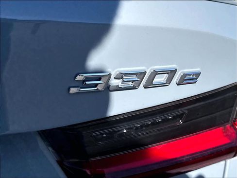 Used 2023 BMW 330e w/ M Sport Package RWD image 25