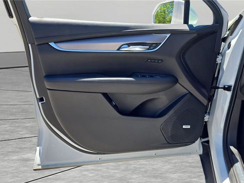 Used 2019 Cadillac XT5 Luxury FWD image 12