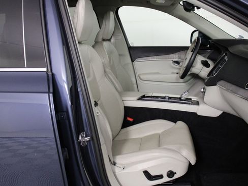 Used 2023 Volvo XC90 T8 Ultimate AWD/4WD image 29