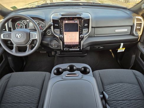 Used 2025 RAM 2500 Big Horn image 13