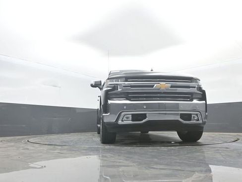 Used 2021 Chevrolet Silverado 1500 LTZ w/ Technology Package AWD/4WD image 34