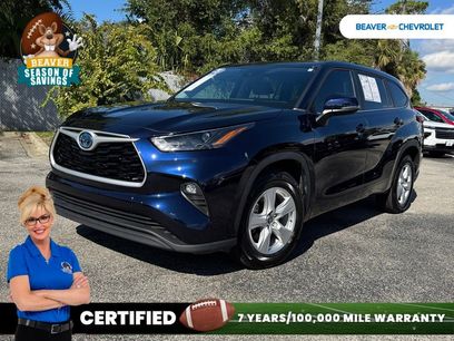 Used 2023 Toyota Highlander LE