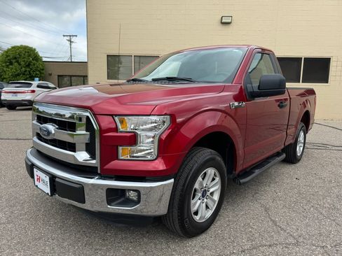 Used 2016 Ford F150 XLT RWD image 3