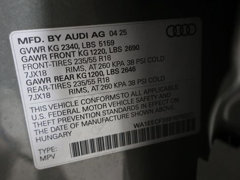 Used 2025 Audi Q3 2.0T Premium Plus w/ Premium Plus Package image 3