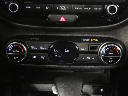Used 2023 Kia Soul S FWD image 21