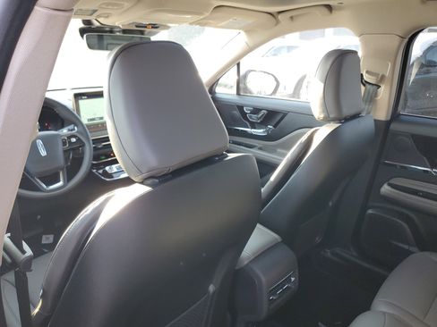 New 2026 Lincoln Corsair Premiere image 26