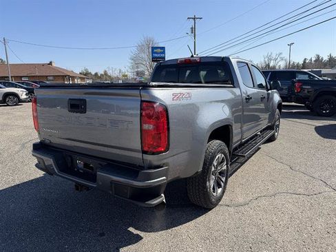 Used 2021 Chevrolet Colorado Z71 w/ Safety Package AWD/4WD image 6