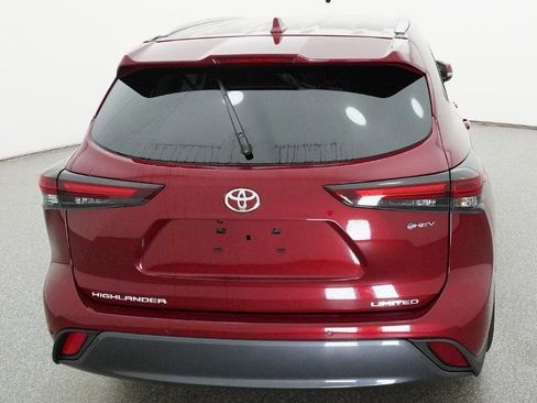 New 2026 Toyota Highlander Limited AWD/4WD image 35