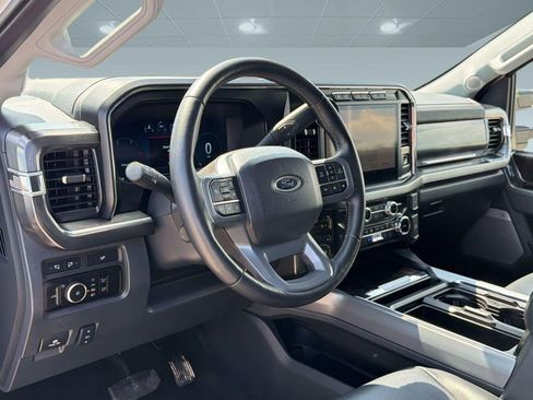 Used 2024 Ford F250 Lariat w/ Lariat Ultimate Package AWD/4WD image 4
