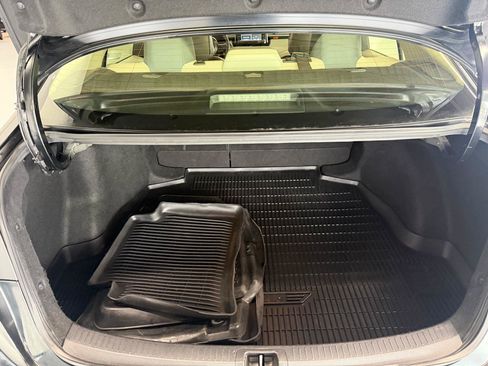 Used 2021 Toyota Corolla LE FWD image 15