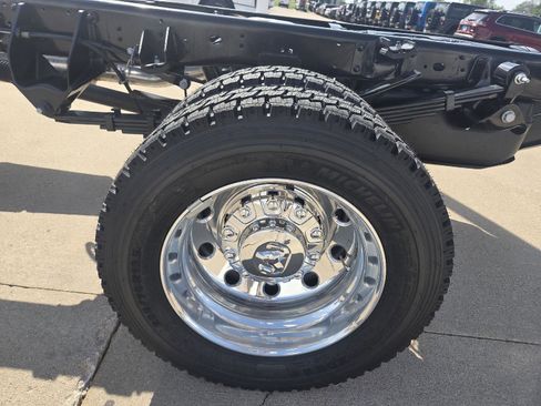 New 2026 RAM 5500 Tradesman AWD/4WD image 33