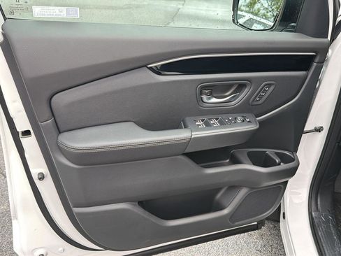 New 2026 Honda Pilot EX-L image 17