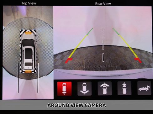 Used 2021 Chrysler Pacifica Touring-L image 6