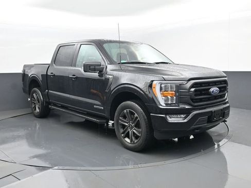 Used 2022 Ford F150 XLT w/ Equipment Group 302A High image 3