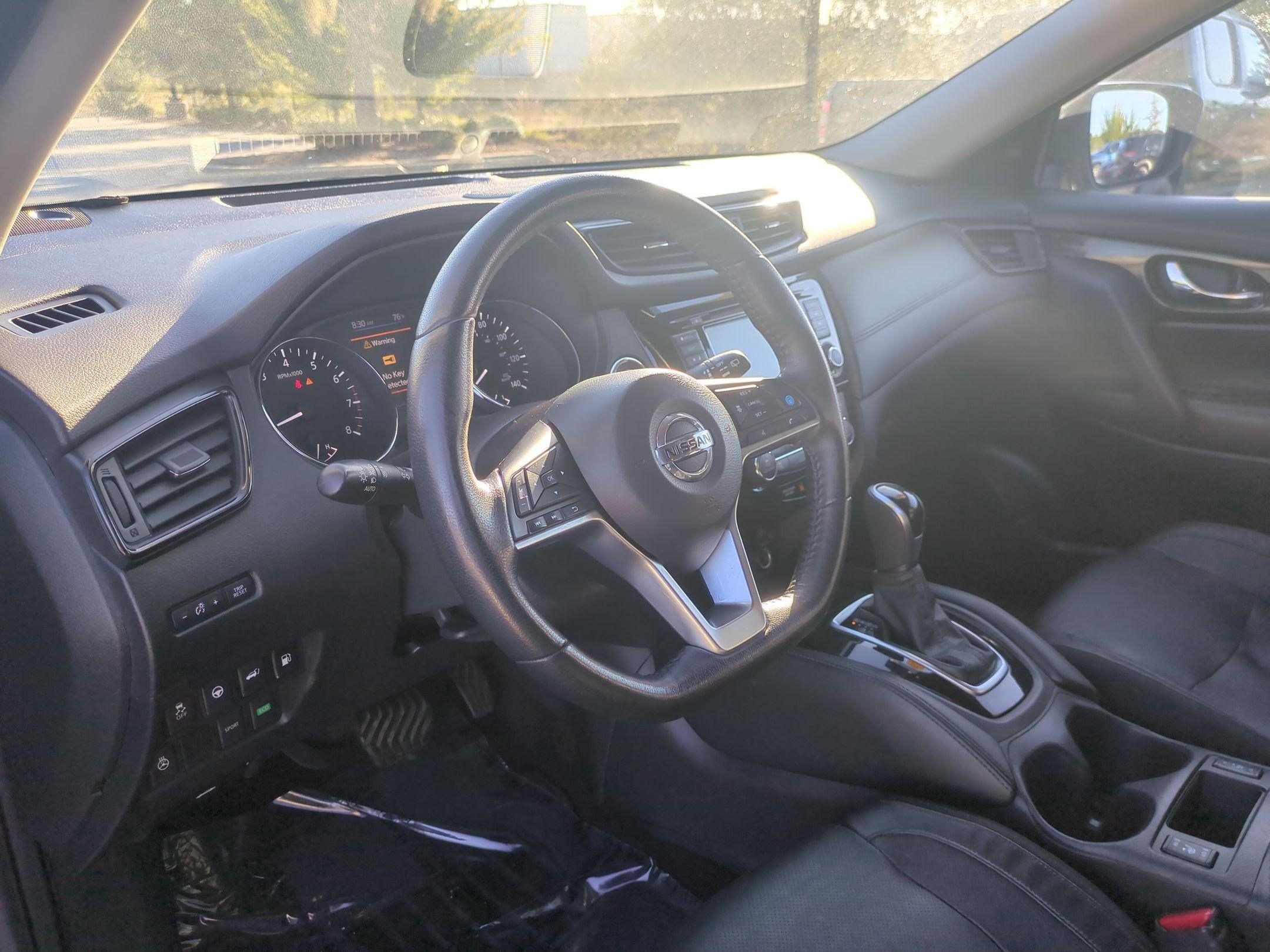 Used 2020 Nissan Rogue SL FWD image 16