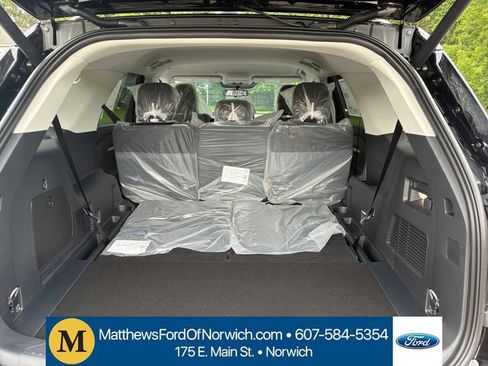 New 2026 Ford Explorer Active AWD/4WD image 17