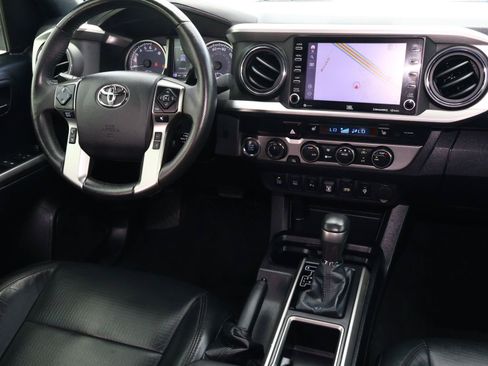 Used 2021 Toyota Tacoma Limited AWD/4WD image 11