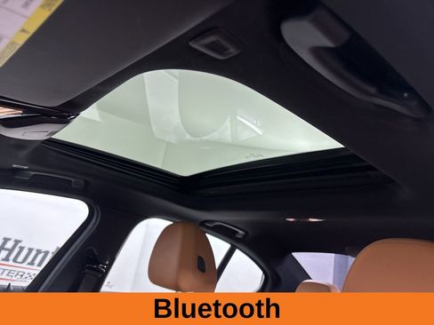 Used 2024 BMW 330i 330i w/ Convenience Package image 10