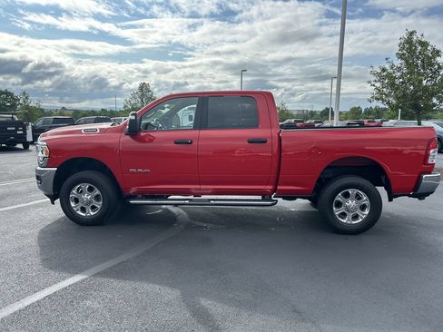 Used 2024 RAM 2500 Big Horn w/ Bed Utility Group AWD/4WD image 4