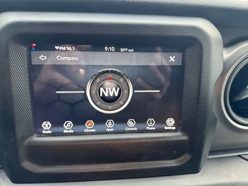 Used 2022 Jeep Wrangler Unlimited Sport image 19