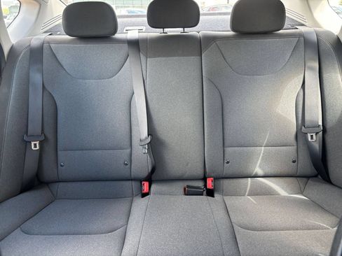Used 2025 Kia K4 FWD image 37