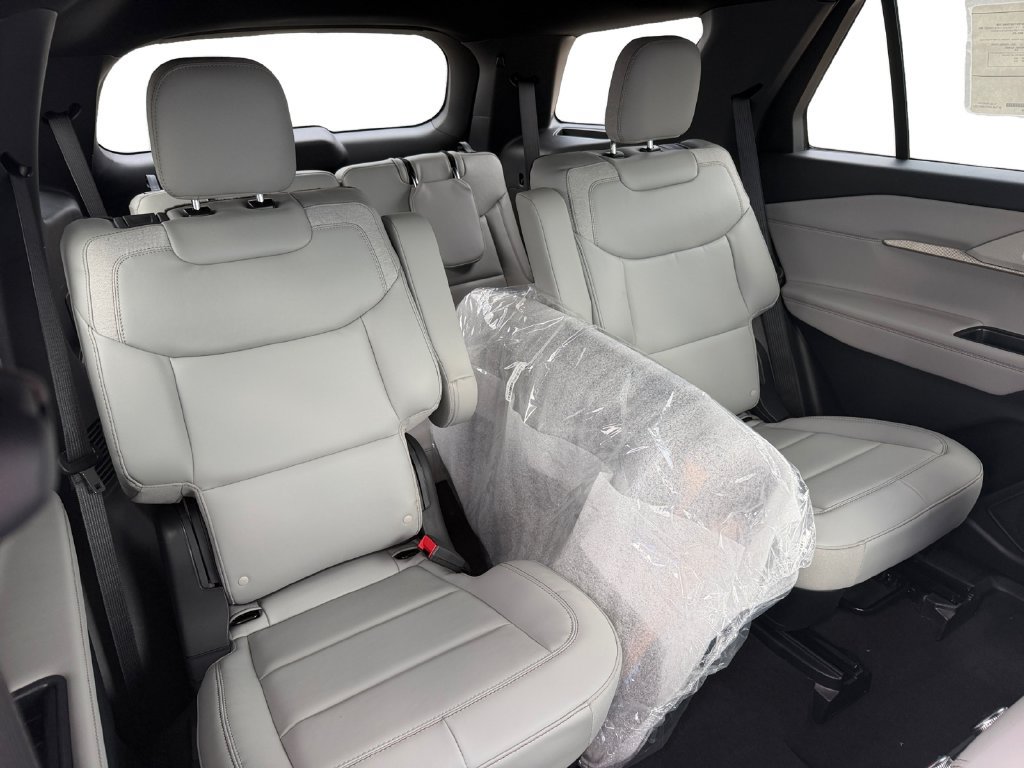 New 2027 Ford Explorer Active w/ Active Comfort Package AWD/4WD image 31