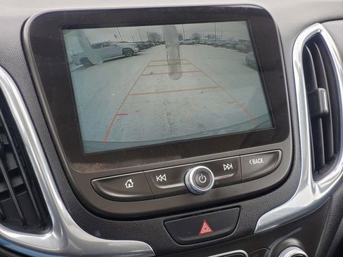 Used 2018 Chevrolet Equinox LT w/ Sun & Infotainment Package image 21