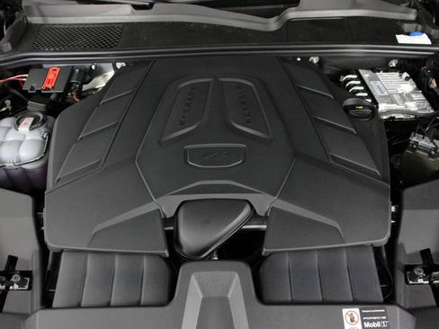 New 2026 Porsche Cayenne AWD/4WD image 19