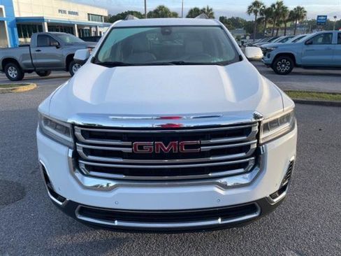 Used 2023 GMC Acadia SLT image 2