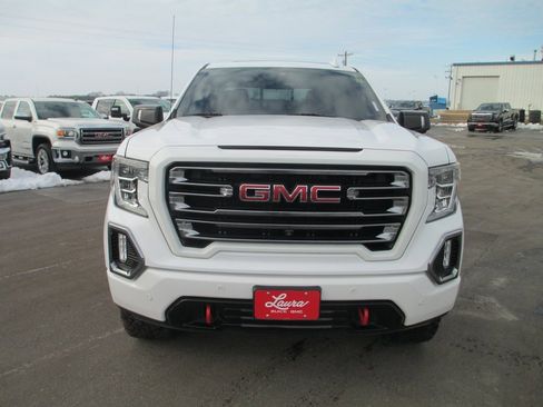 Used 2019 GMC Sierra 1500 AT4 w/ AT4 Premium Package image 11