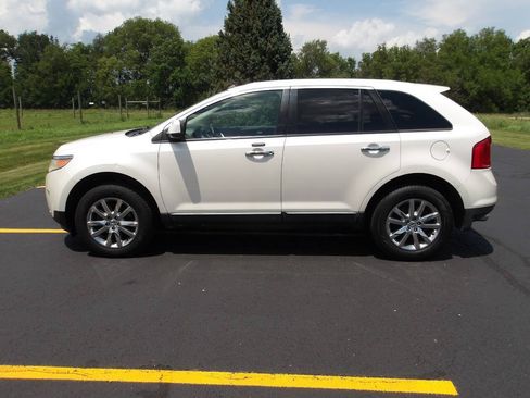 Used 2011 Ford Edge SEL w/ 201A Rapid Spec Order Code FWD image 10