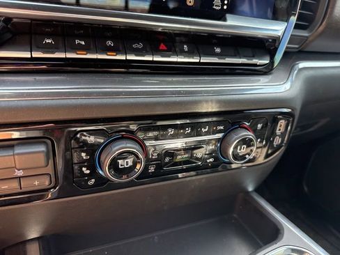 Used 2025 Chevrolet Silverado 1500 High Country w/ Midnight Edition image 28