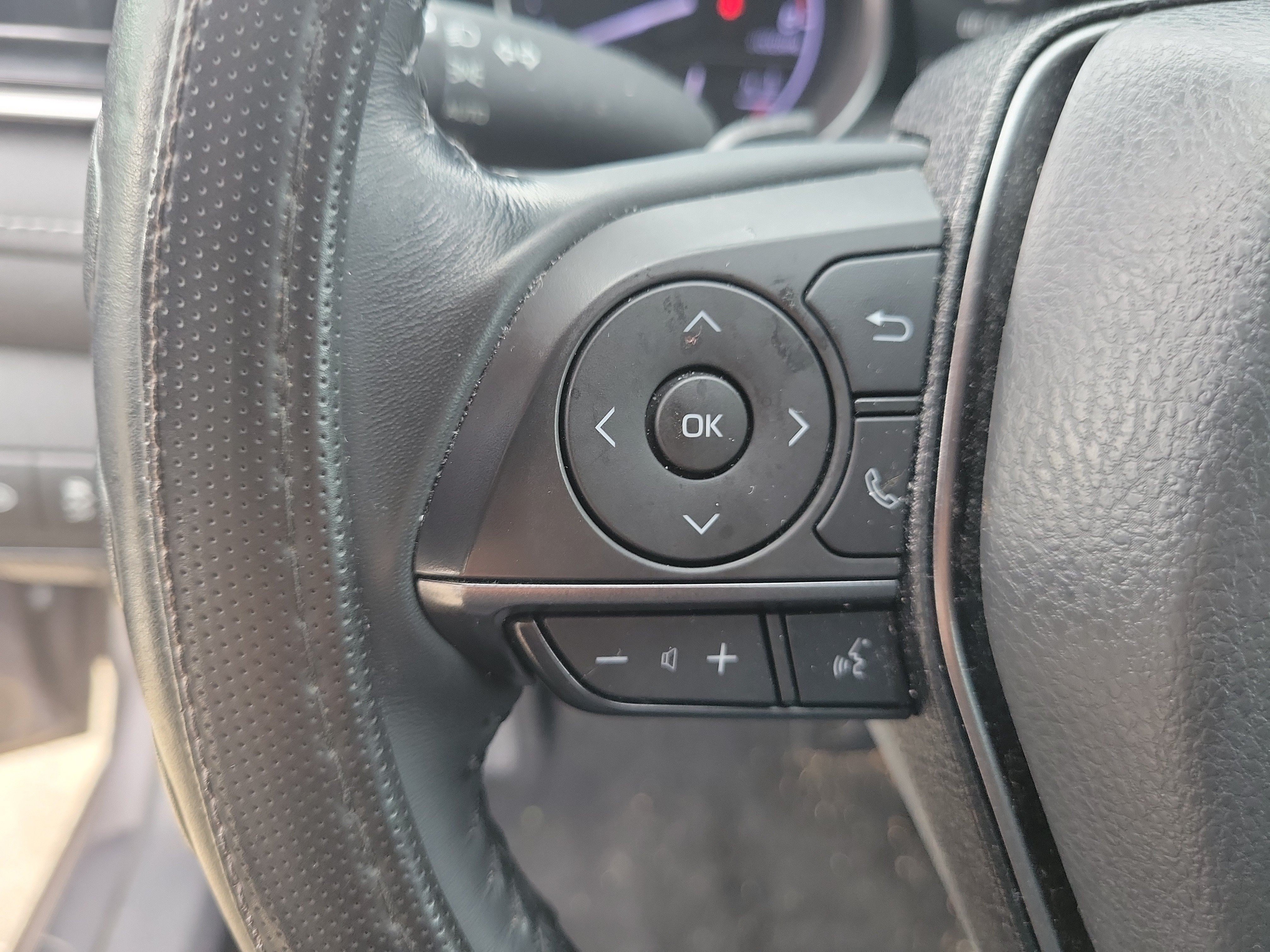 Used 2023 Toyota Camry SE FWD image 25